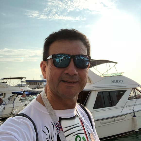 Meet your Posher, Godofredo - Picture 1 of 1